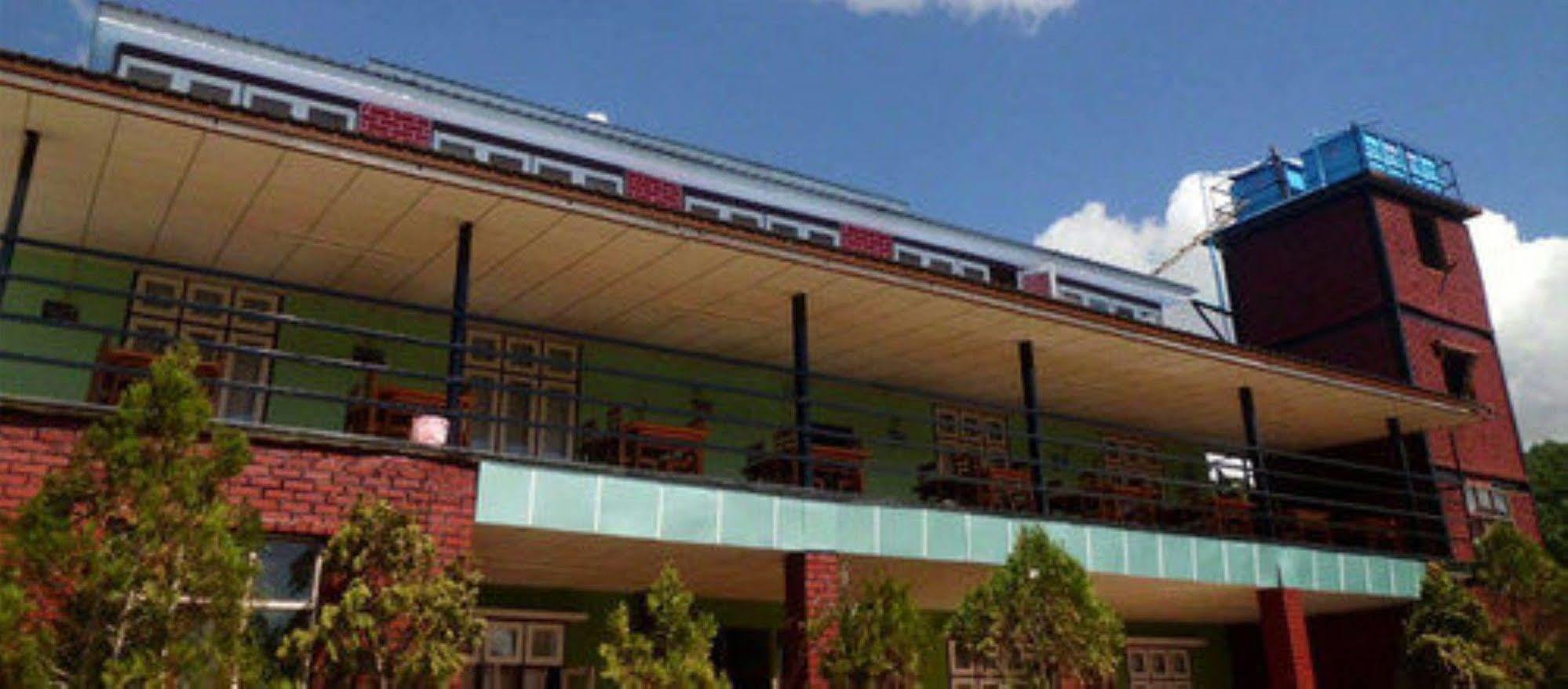 Railroad Hotel Kalaw Esterno foto