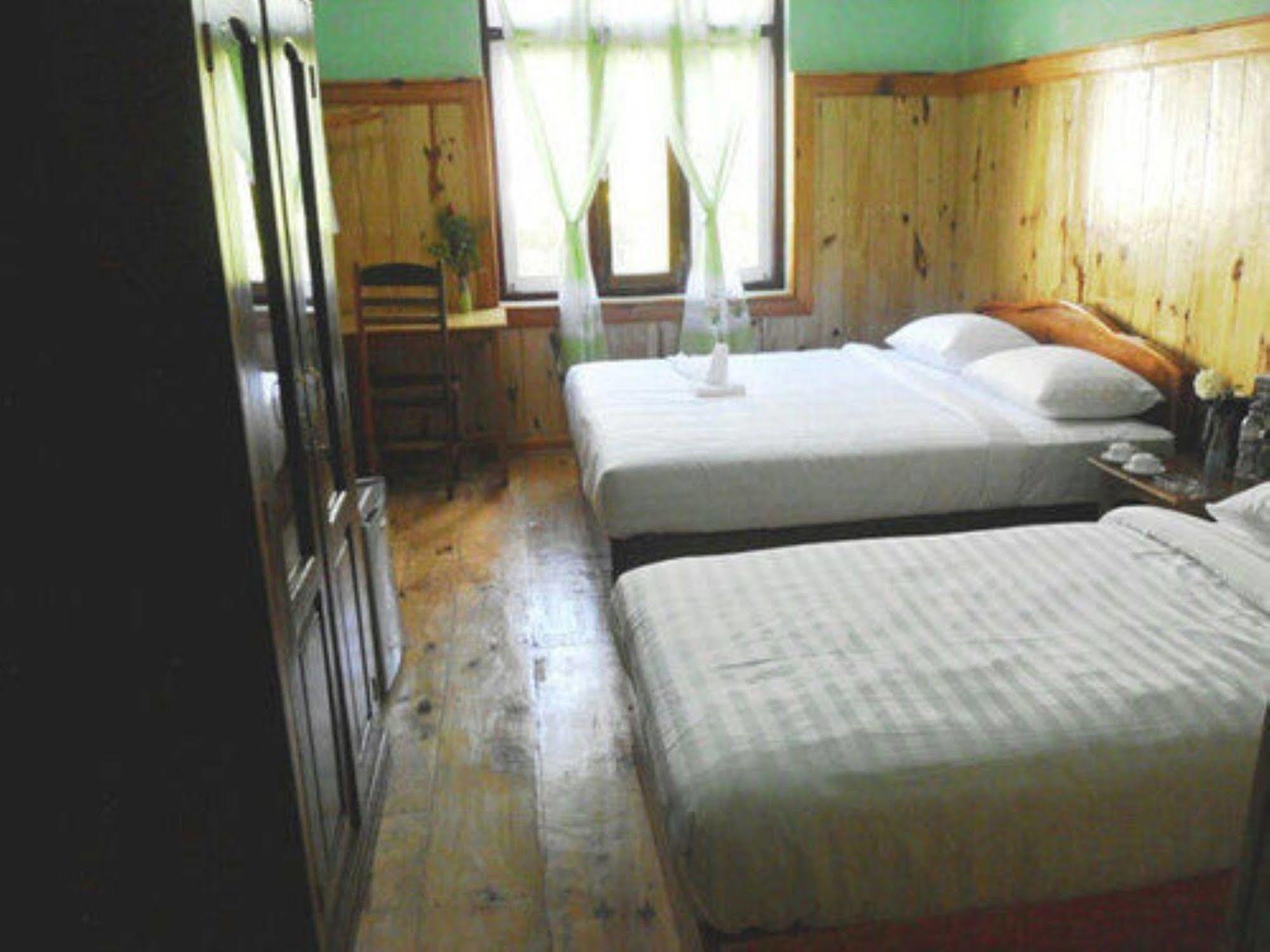 Railroad Hotel Kalaw Esterno foto