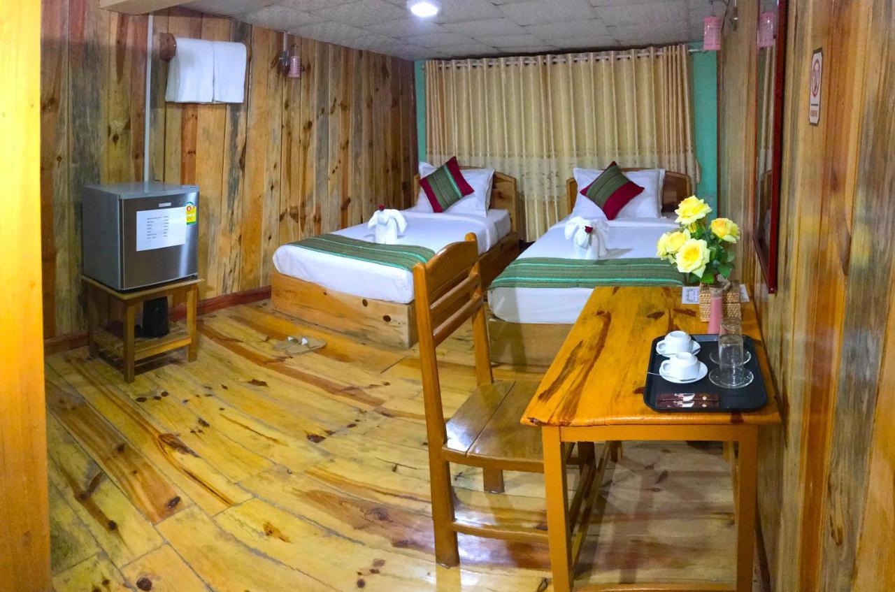 Railroad Hotel Kalaw Esterno foto